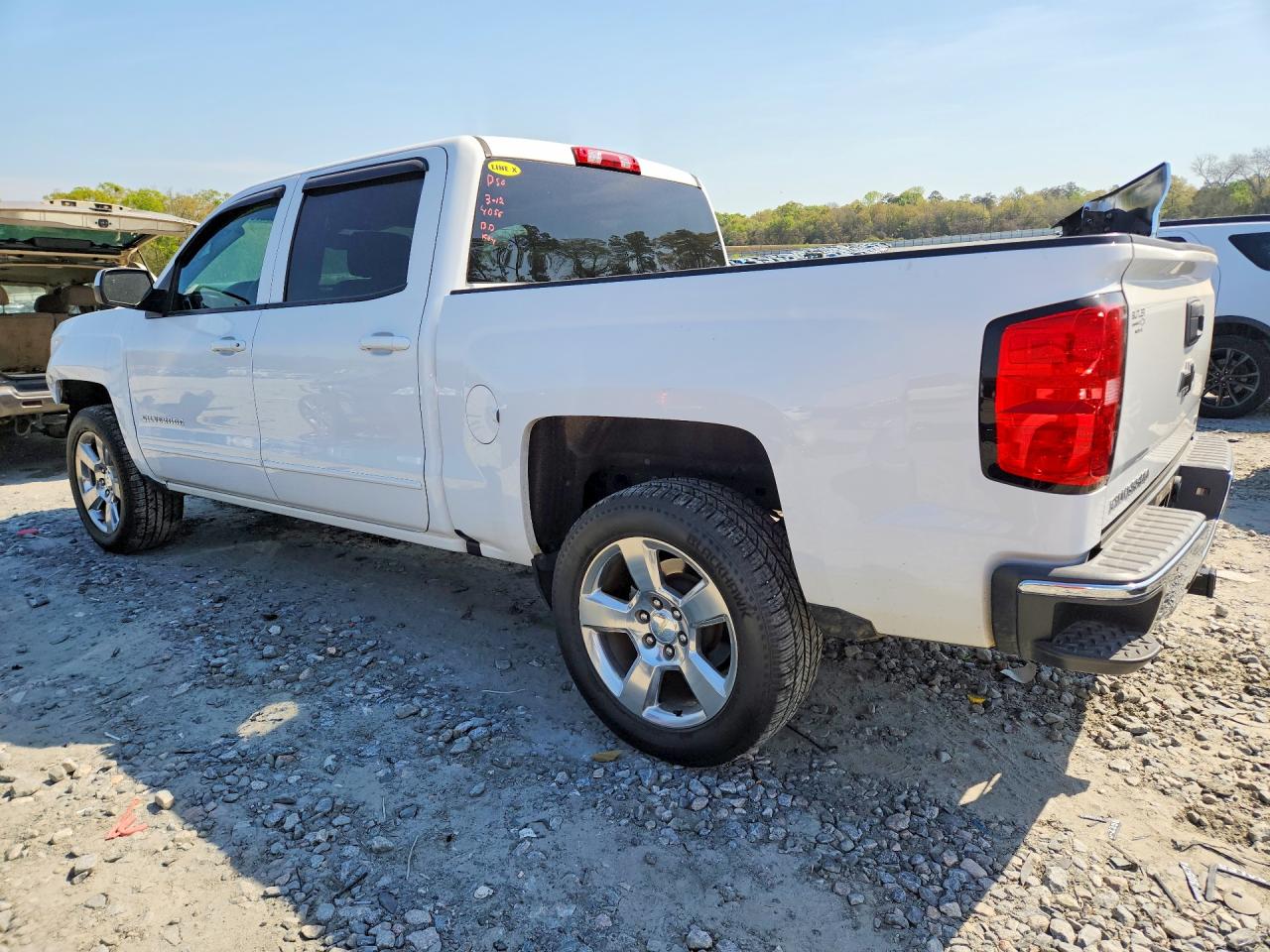 2017 CHEVROLET SILVERADO C1500 LT photo 2