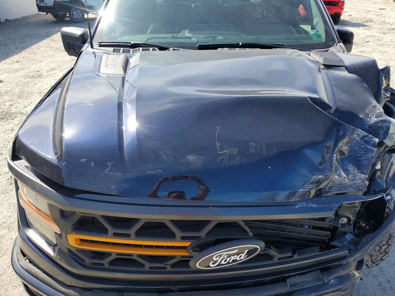 2025 FORD F150 TREMOR photo 31