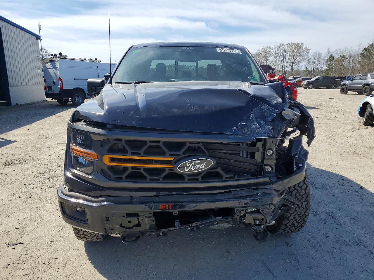 2025 FORD F150 TREMOR photo 13