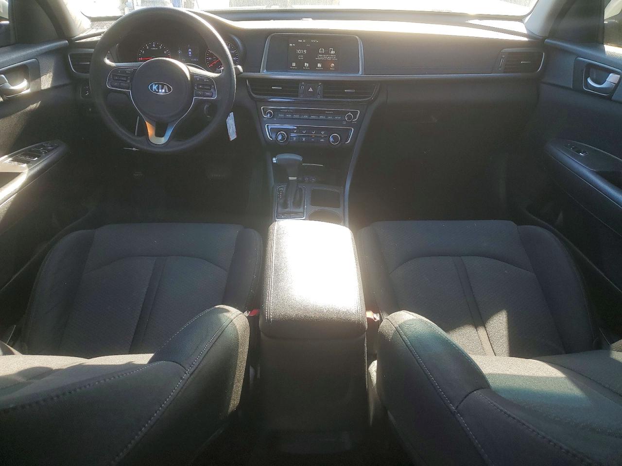 2018 KIA OPTIMA LX photo 22