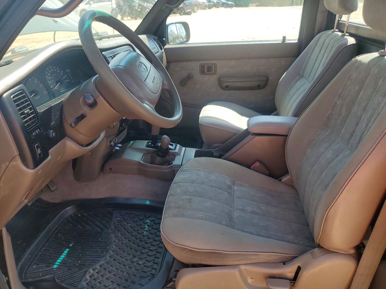 2000 TOYOTA TACOMA BASE photo 13
