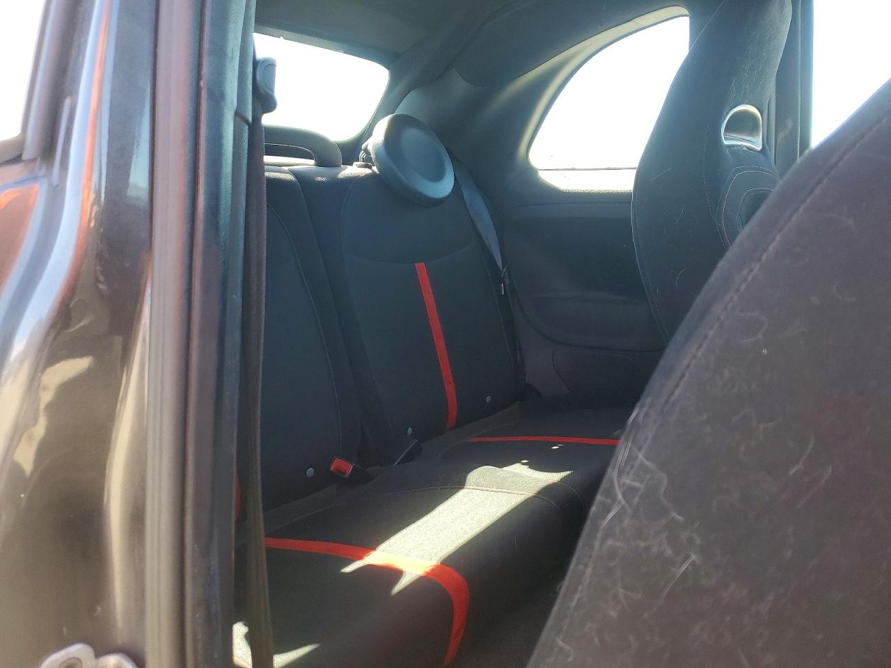 2014 FIAT 500 ABARTH photo 19
