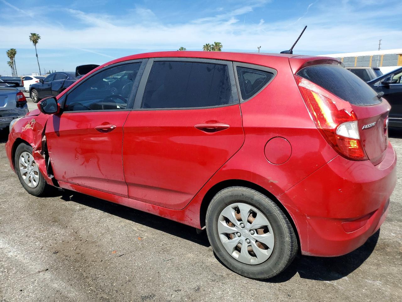 2015 HYUNDAI ACCENT GS photo 2