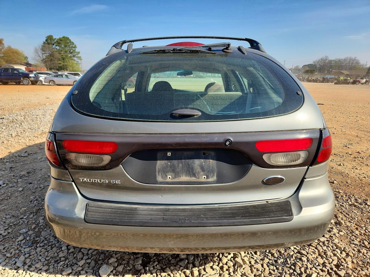 2003 FORD TAURUS SE photo 11