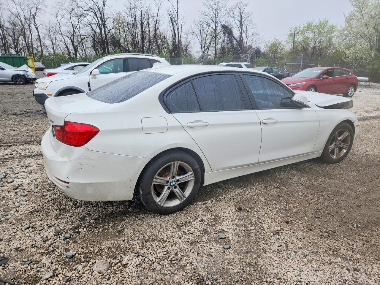 2015 BMW 320 I XDRIVE photo 3