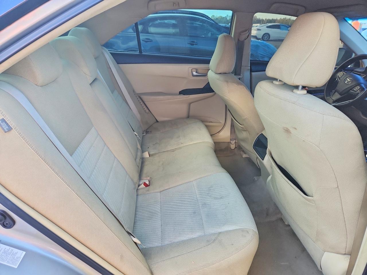 2015 TOYOTA CAMRY photo 19