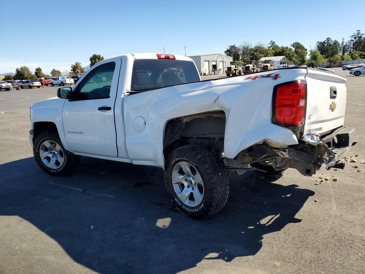 2015 CHEVROLET SILVERADO K1500 photo 3