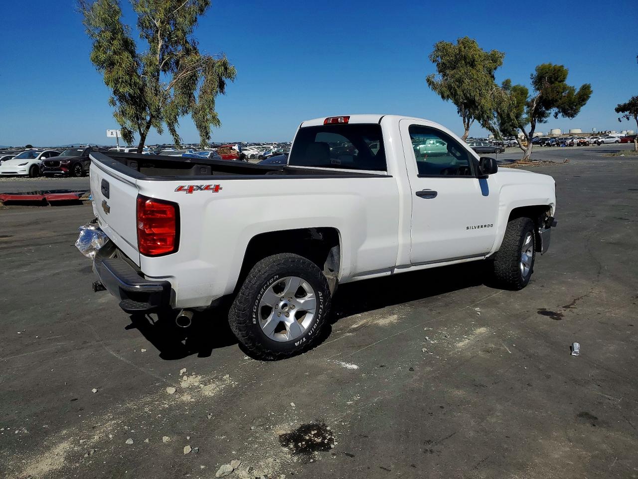 2015 CHEVROLET SILVERADO K1500 photo 5