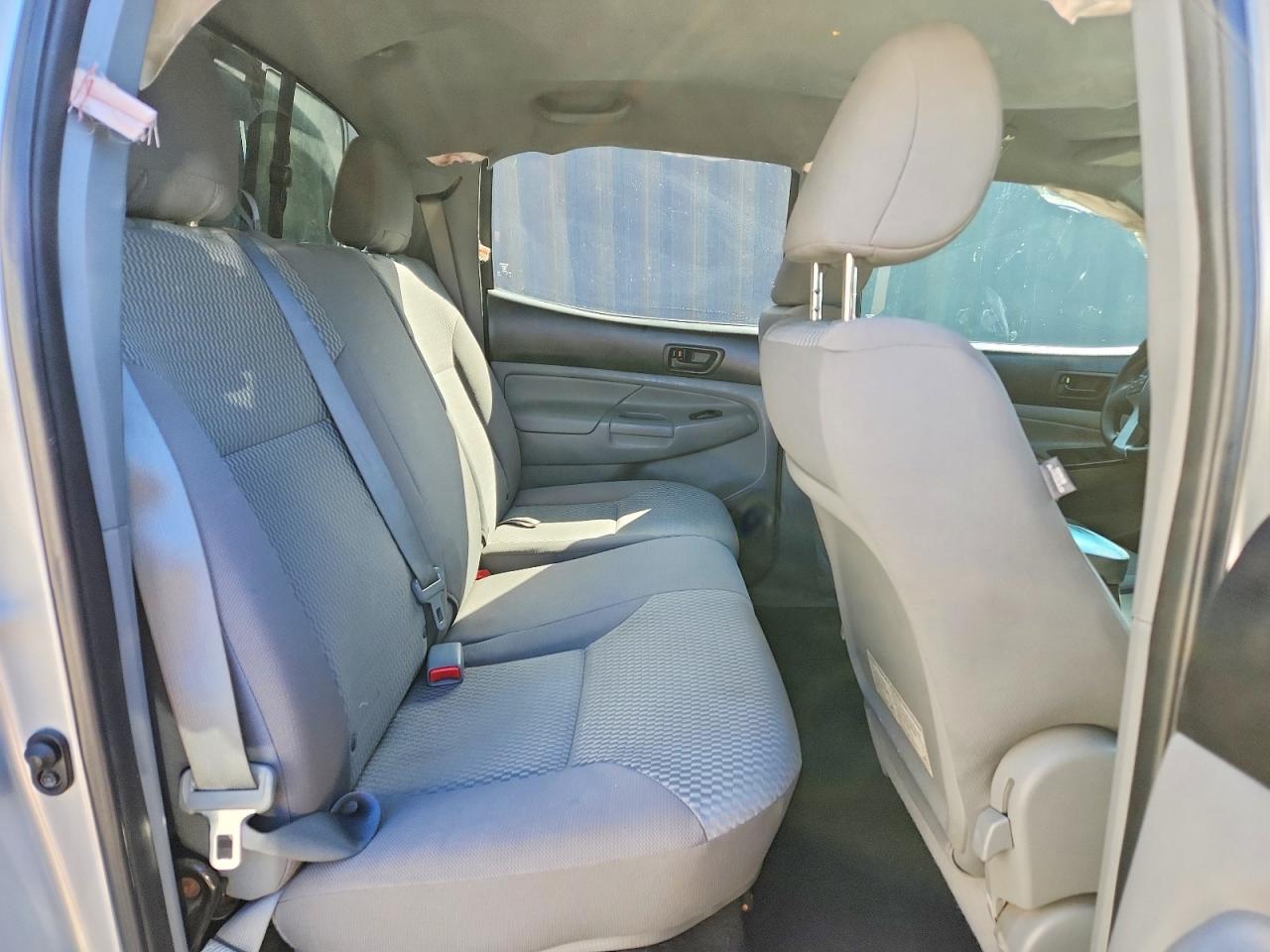2013 TOYOTA TACOMA V6 photo 19