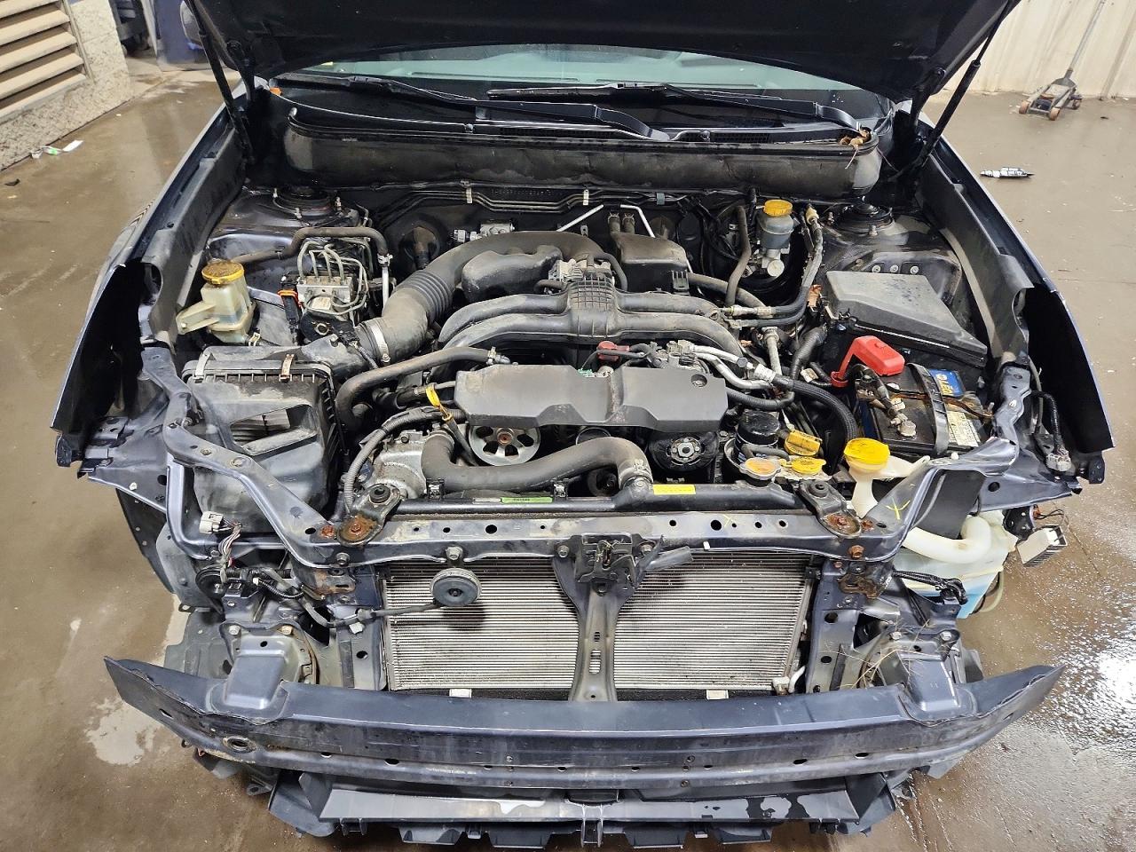 2014 SUBARU OUTBACK 2.5I PREMIUM photo 11