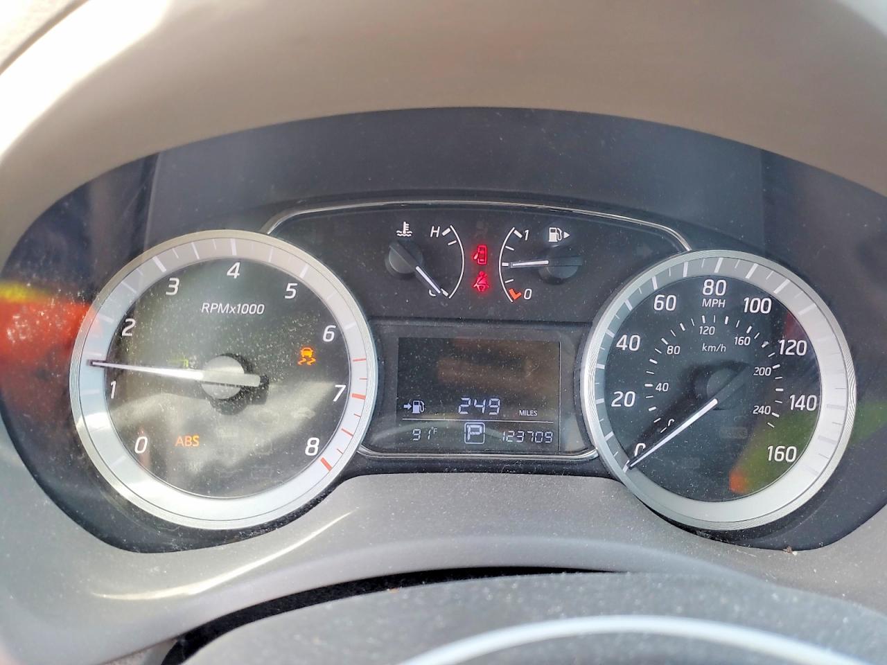2014 NISSAN SENTRA SV photo 9
