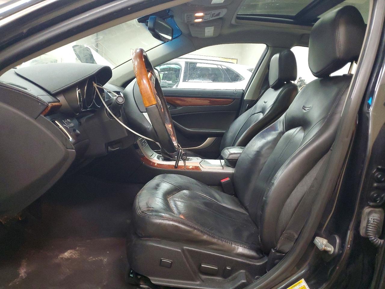 2011 CADILLAC CTS LUXURY COLLECTION photo 13