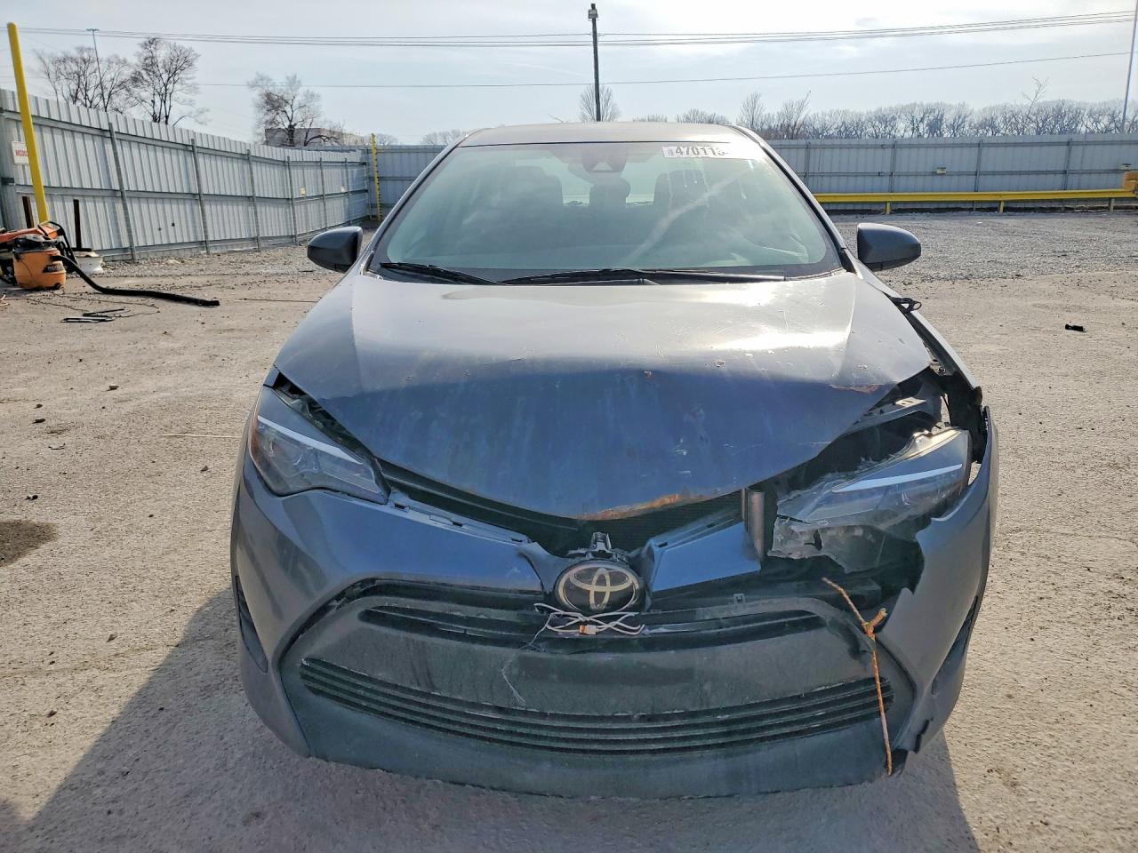 2017 TOYOTA COROLLA LE photo 9