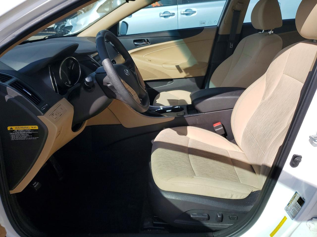 2013 HYUNDAI SONATA GLS photo 13
