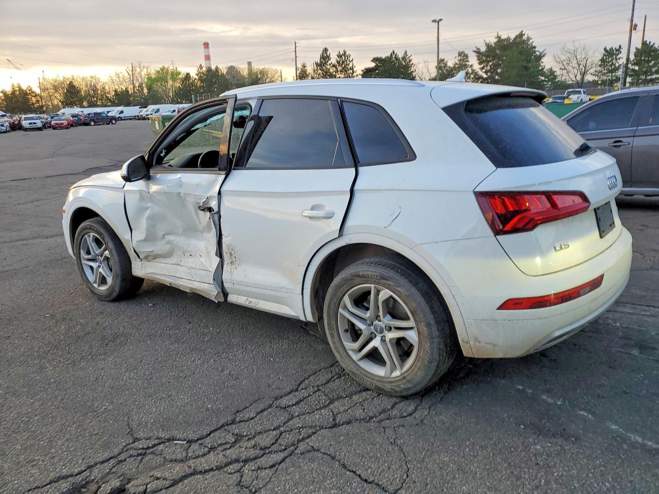 2018 AUDI Q5 PREMIUM photo 3