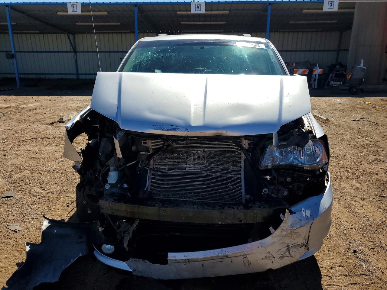 2011 DODGE GRAND CARAVAN CREW photo 9