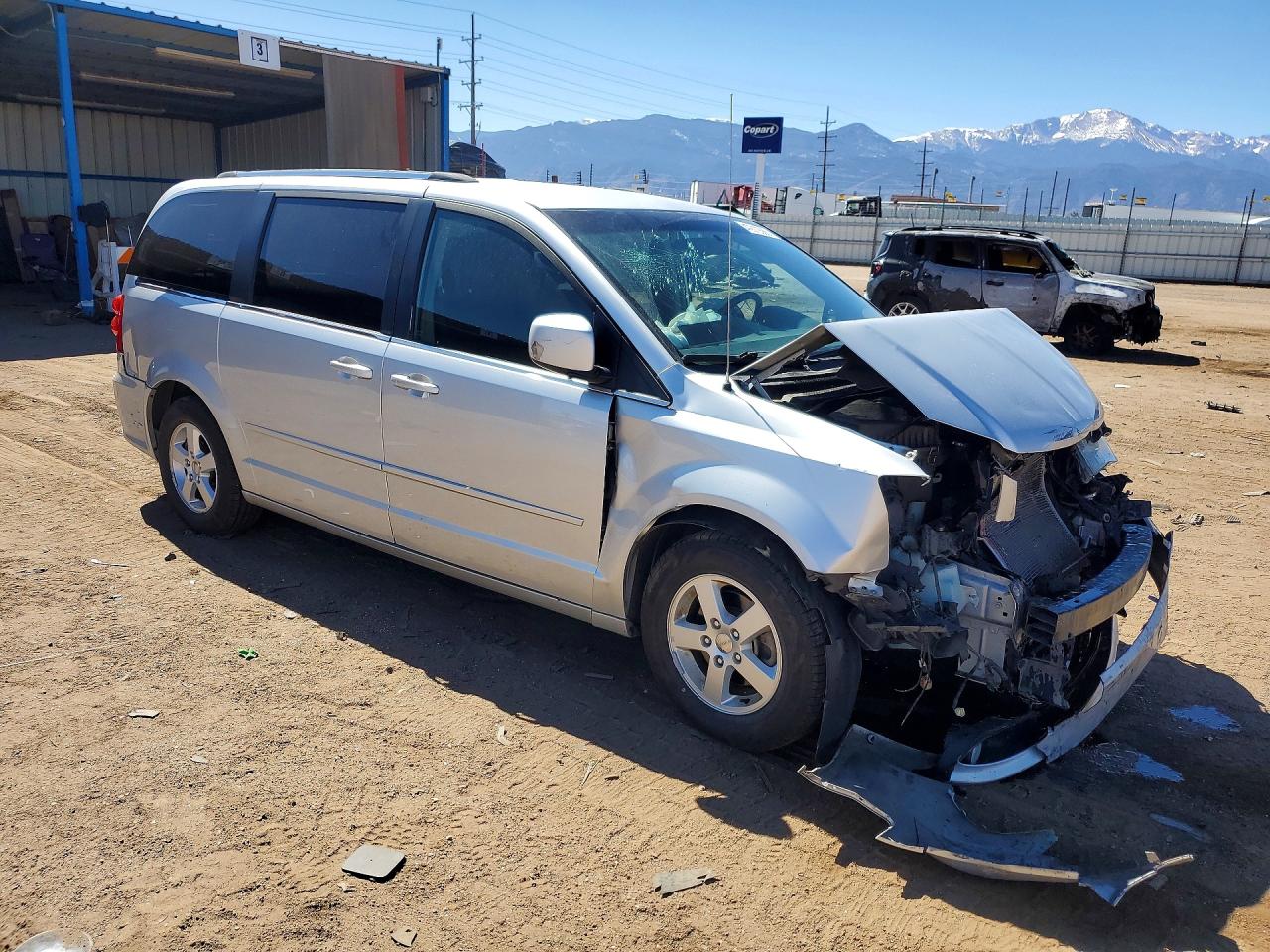 2011 DODGE GRAND CARAVAN CREW photo 7