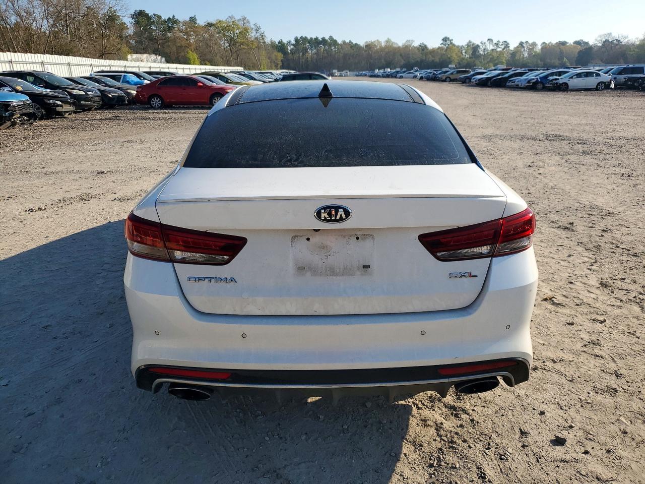 2016 KIA OPTIMA SXL TURBO photo 11