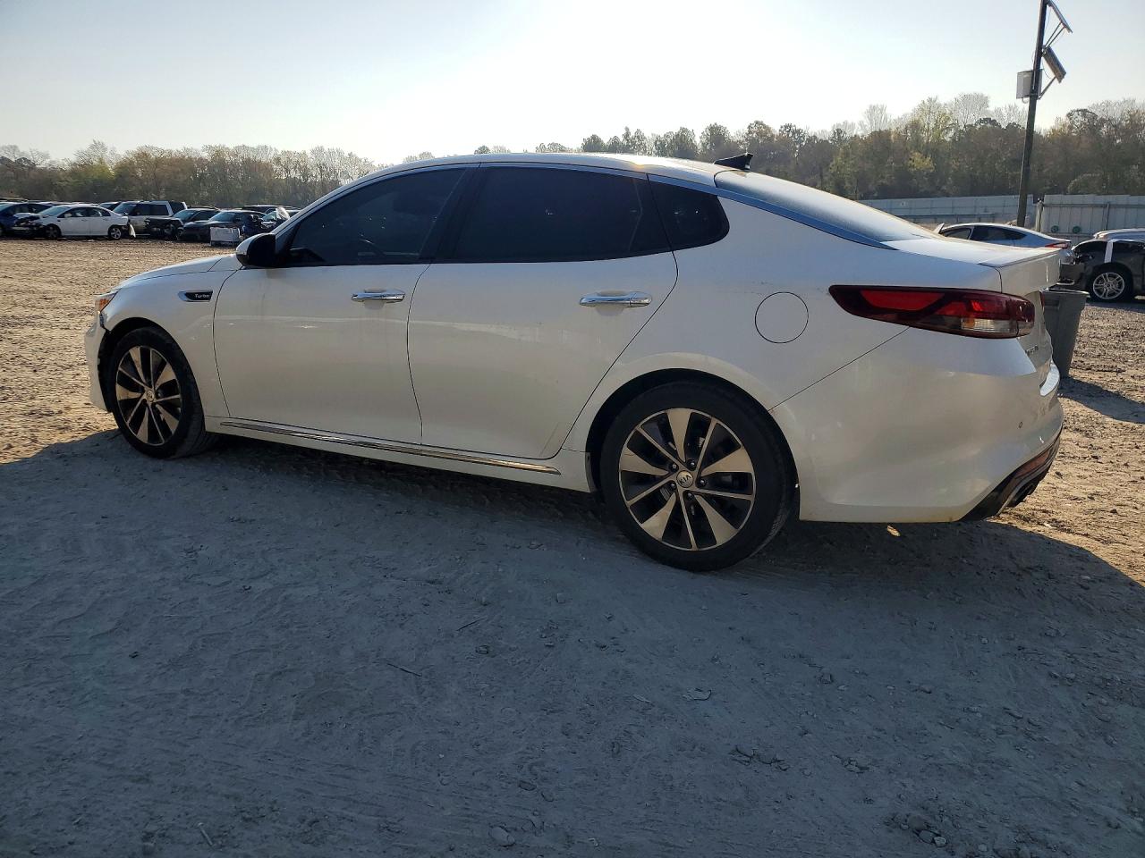 2016 KIA OPTIMA SXL TURBO photo 3