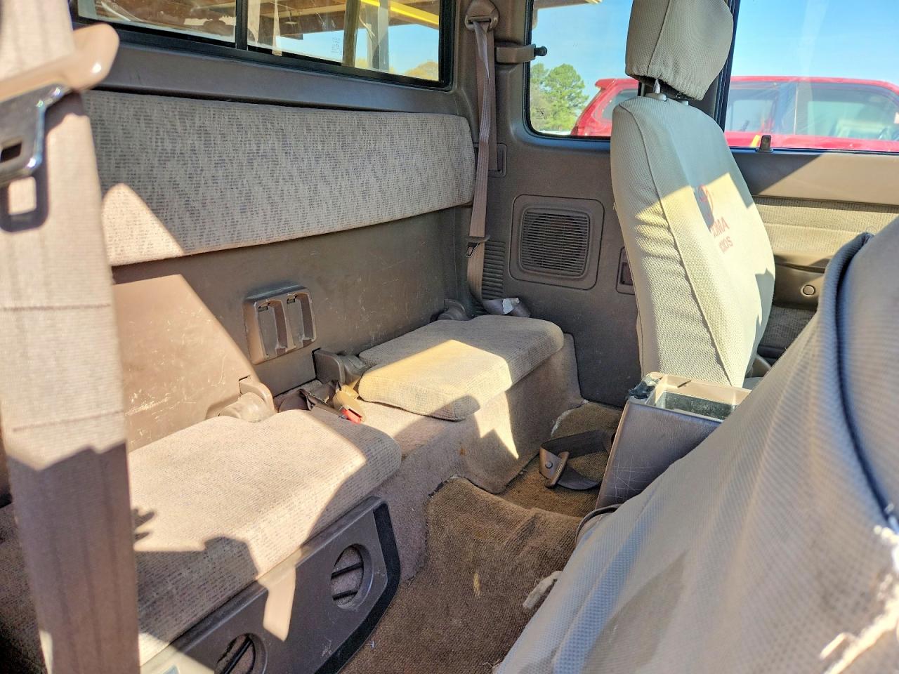 1999 TOYOTA TACOMA PRERUNNER photo 28
