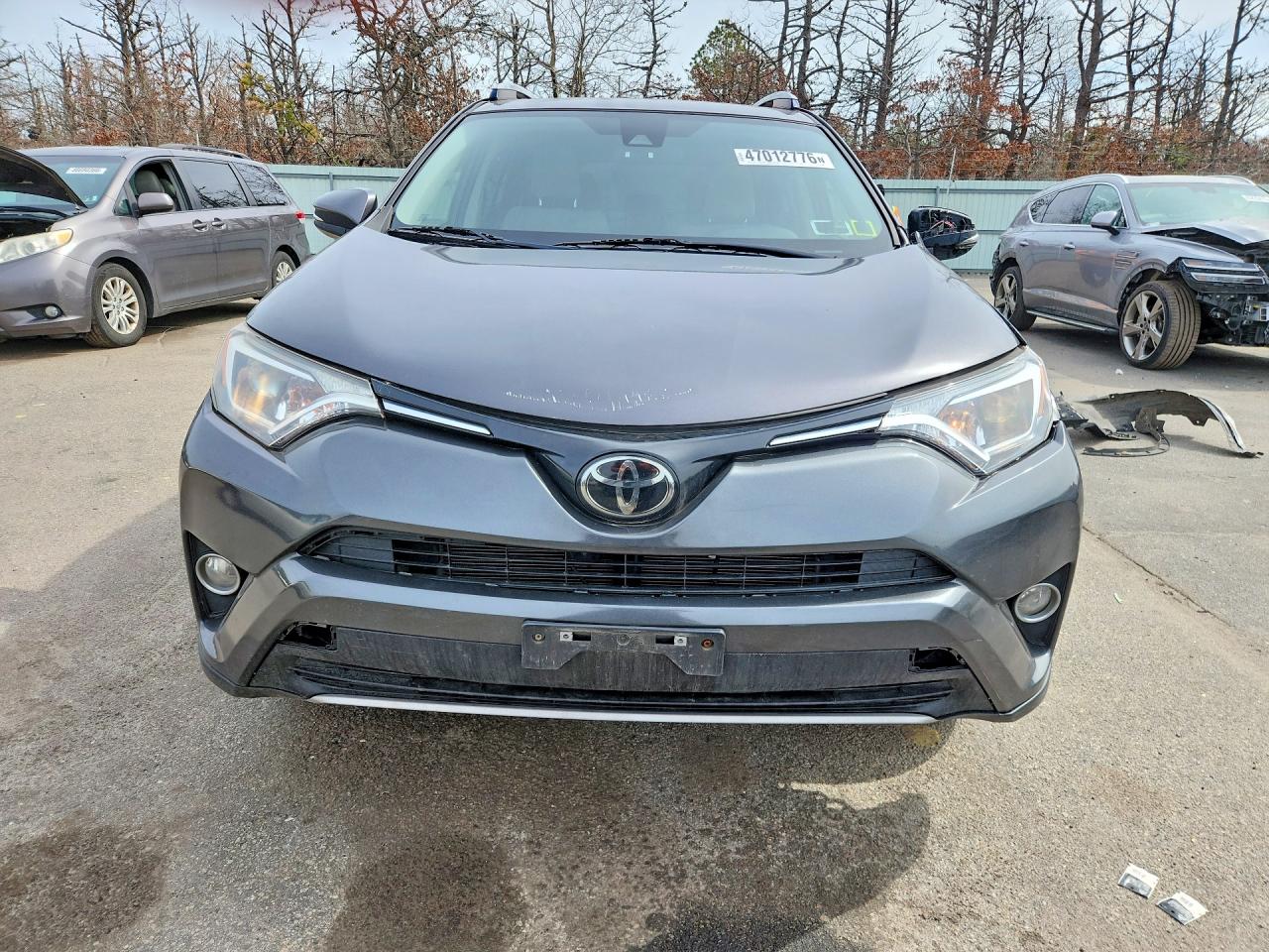 2018 TOYOTA RAV 4 photo 9