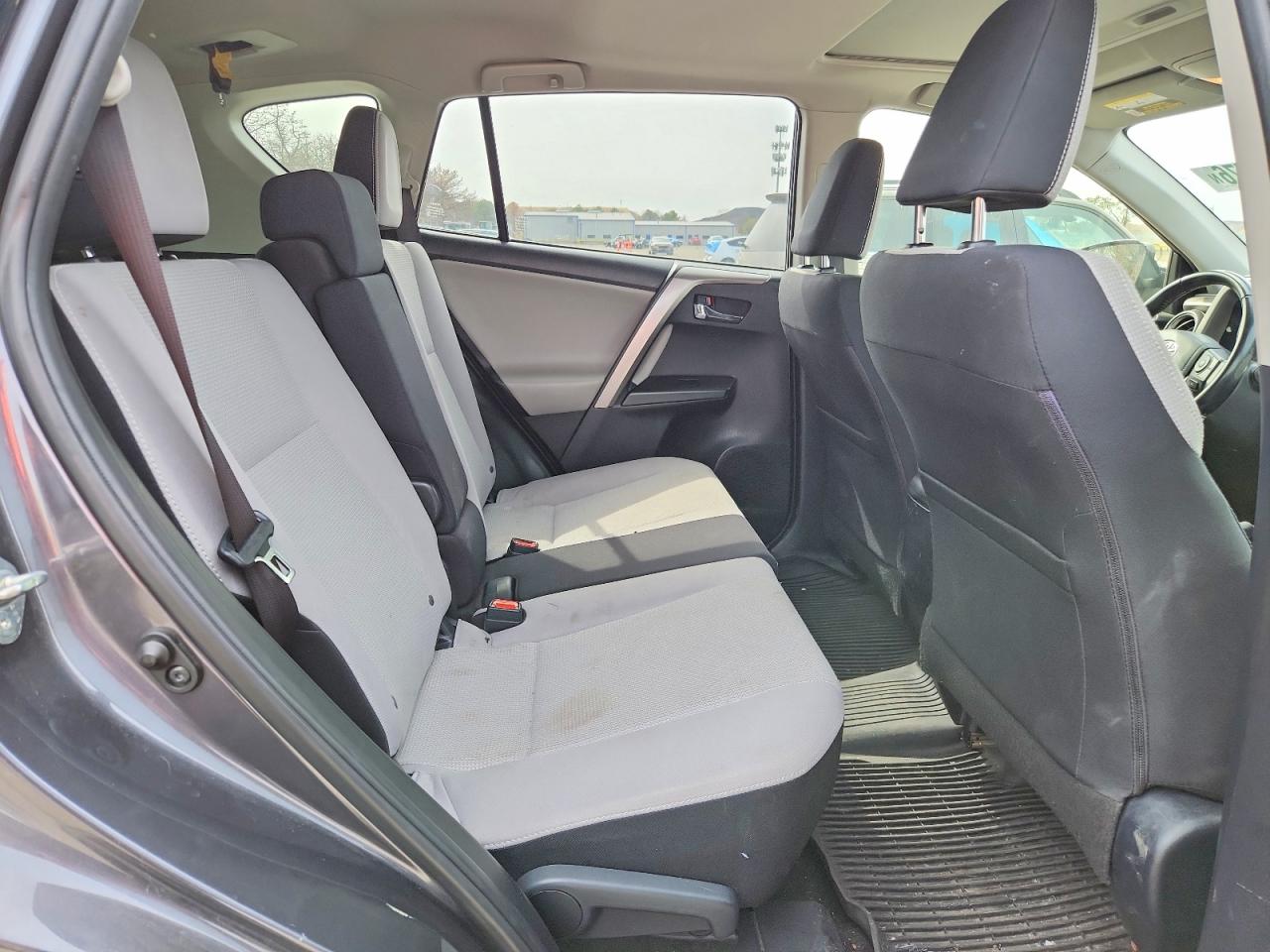 2018 TOYOTA RAV 4 photo 21