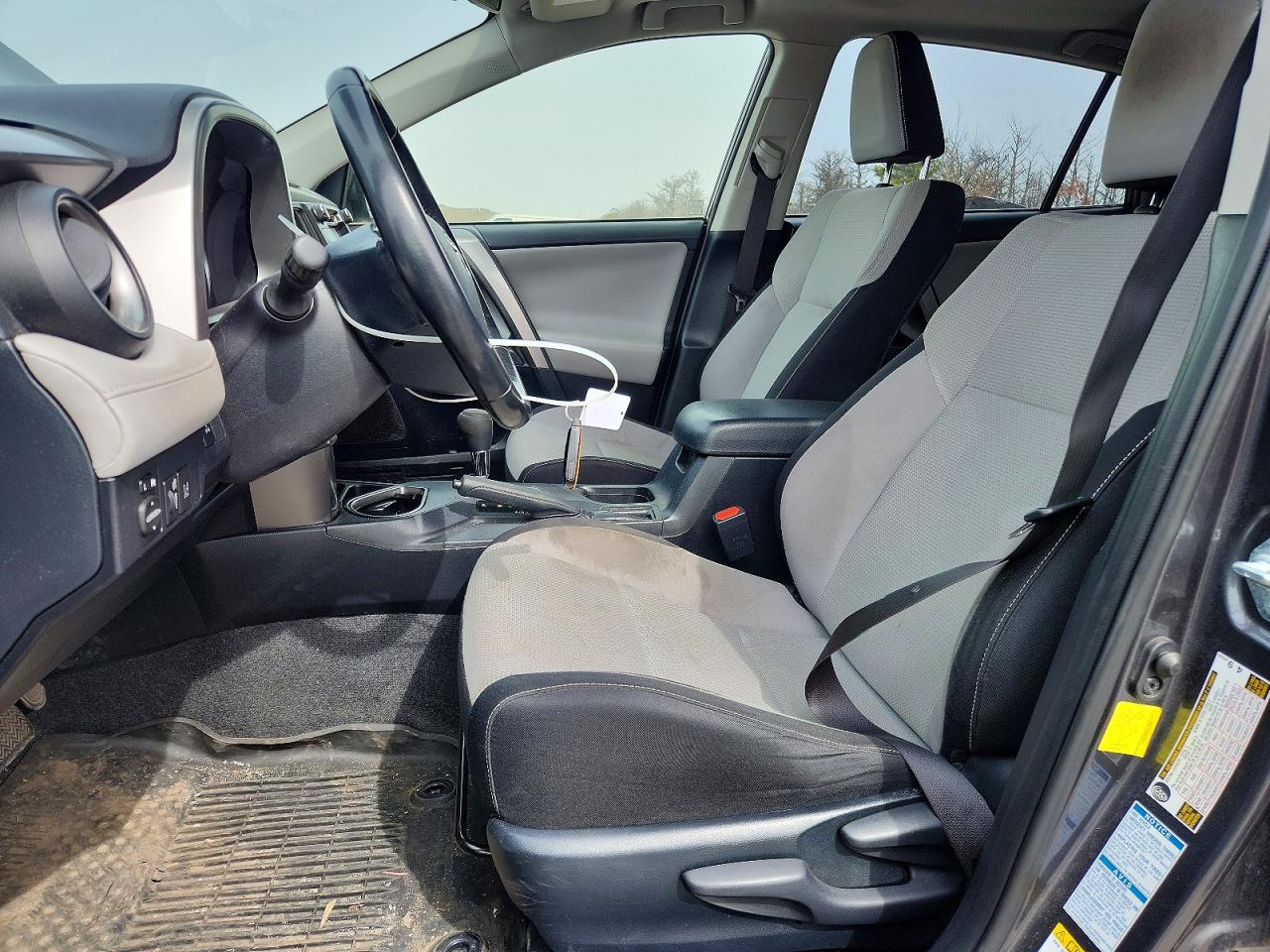 2018 TOYOTA RAV 4 photo 13