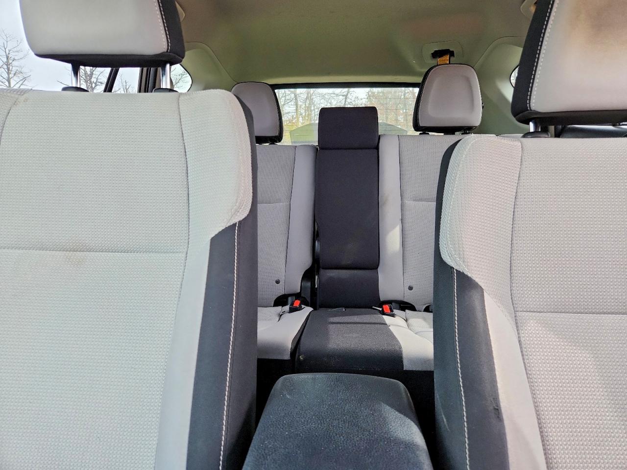 2018 TOYOTA RAV 4 photo 19