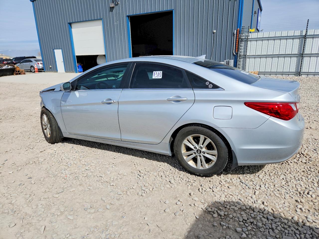 2013 HYUNDAI SONATA GLS photo 2