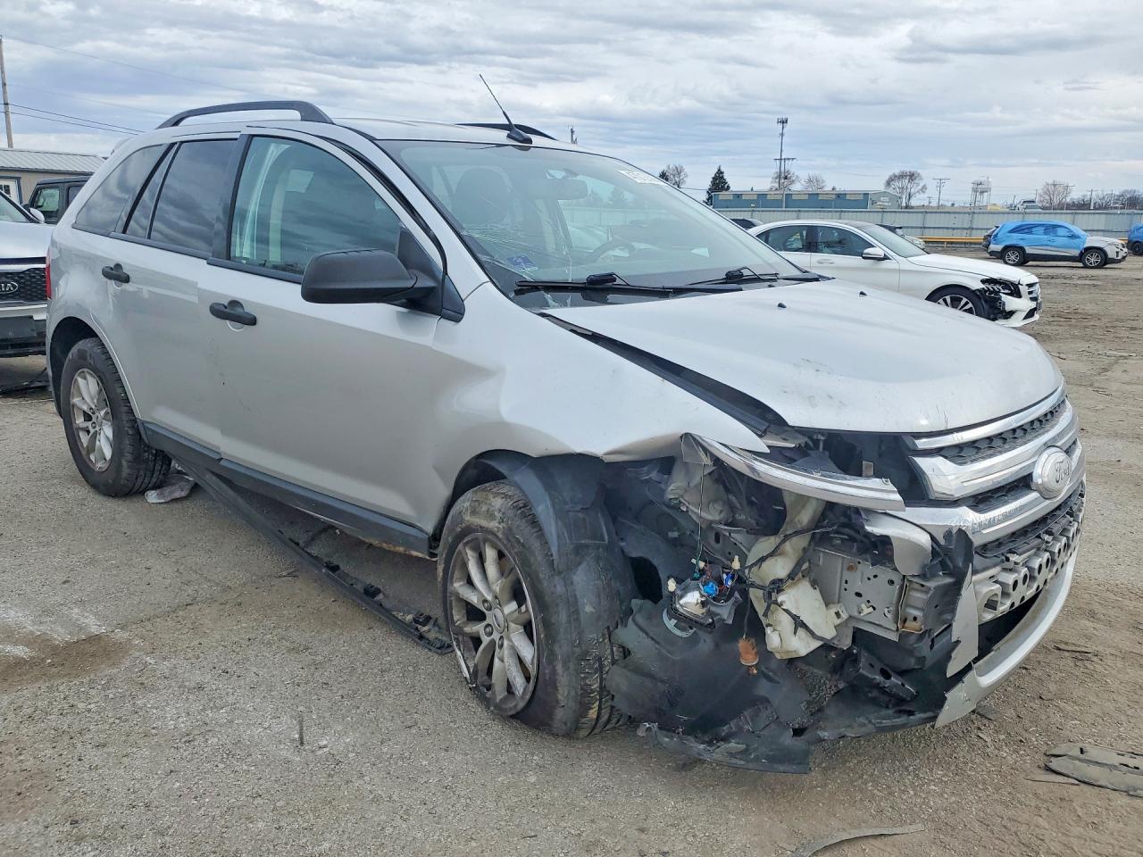 2013 FORD EDGE SE photo 7