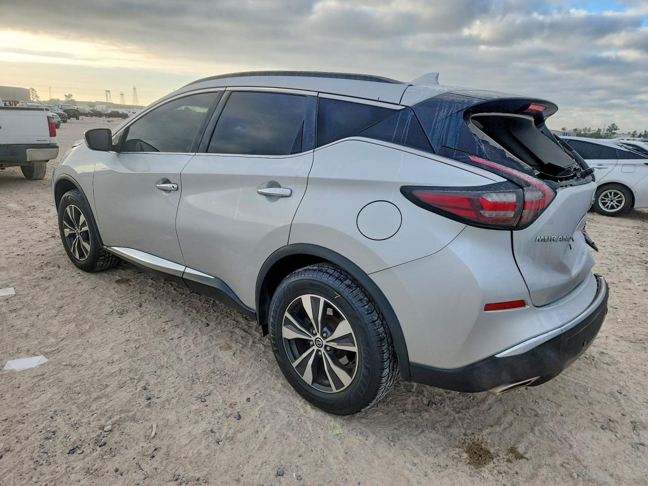 2020 NISSAN MURANO SV photo 2