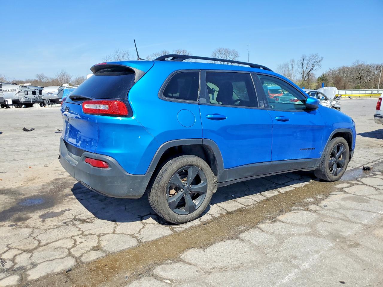 2018 JEEP CHEROKEE LATITUDE photo 3