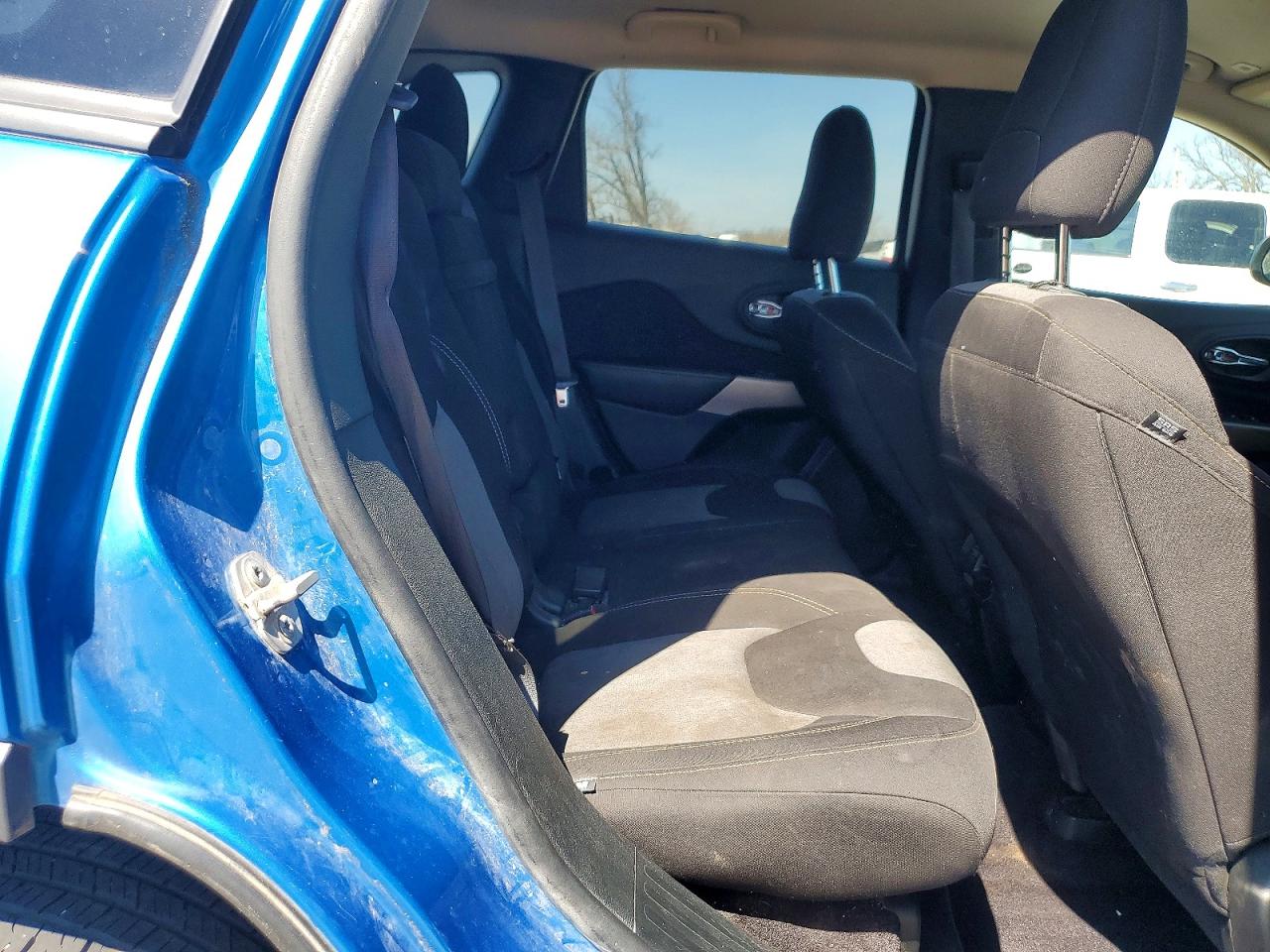 2018 JEEP CHEROKEE LATITUDE photo 11