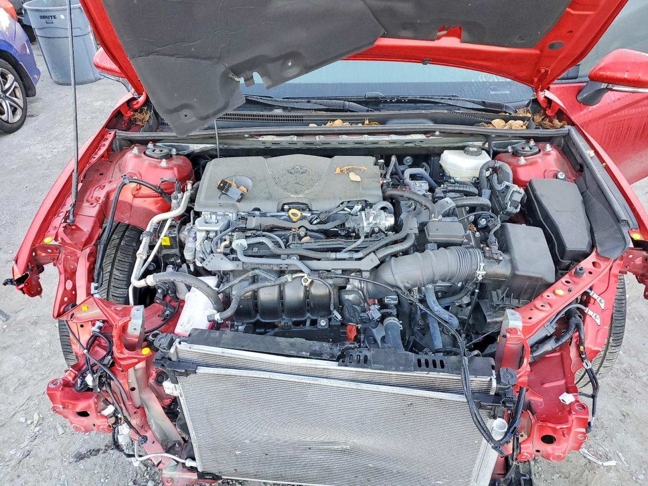 2025 TOYOTA CAMRY SE photo 28