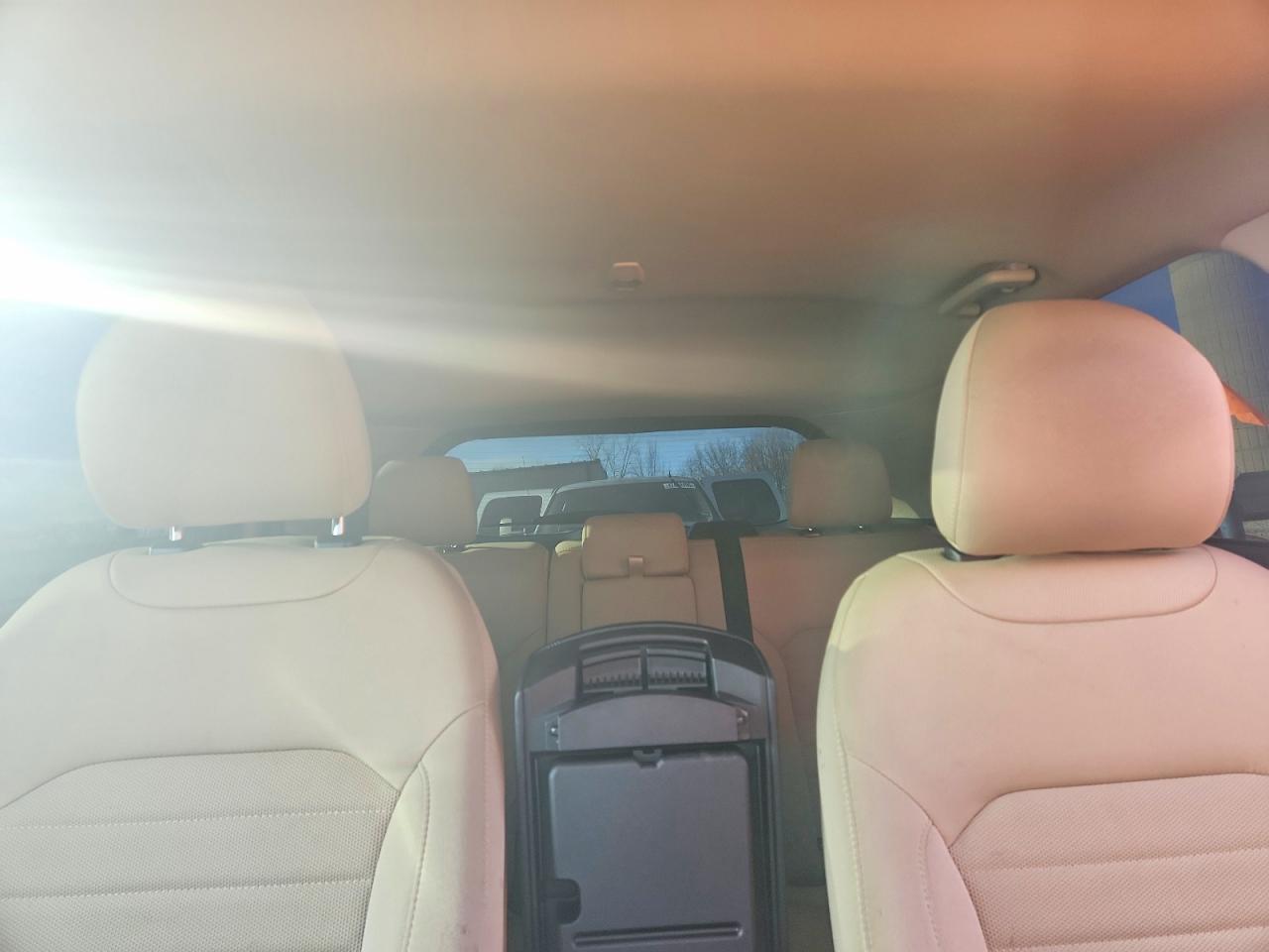 2018 FORD EDGE SE photo 19