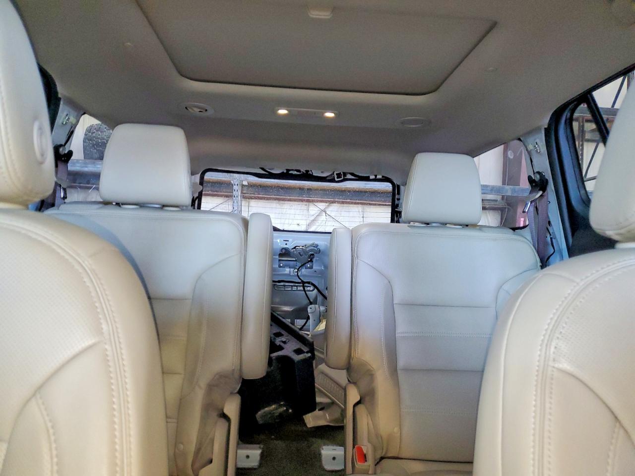 2017 GMC ACADIA DENALI photo 19