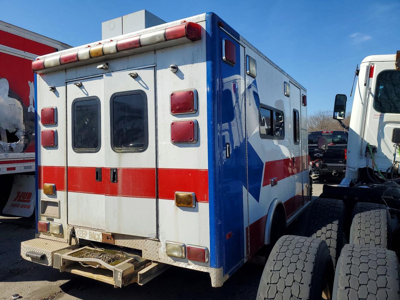 2002 FORD ECONOLINE E450 SUPER DUTY CUTAWAY VAN photo 5