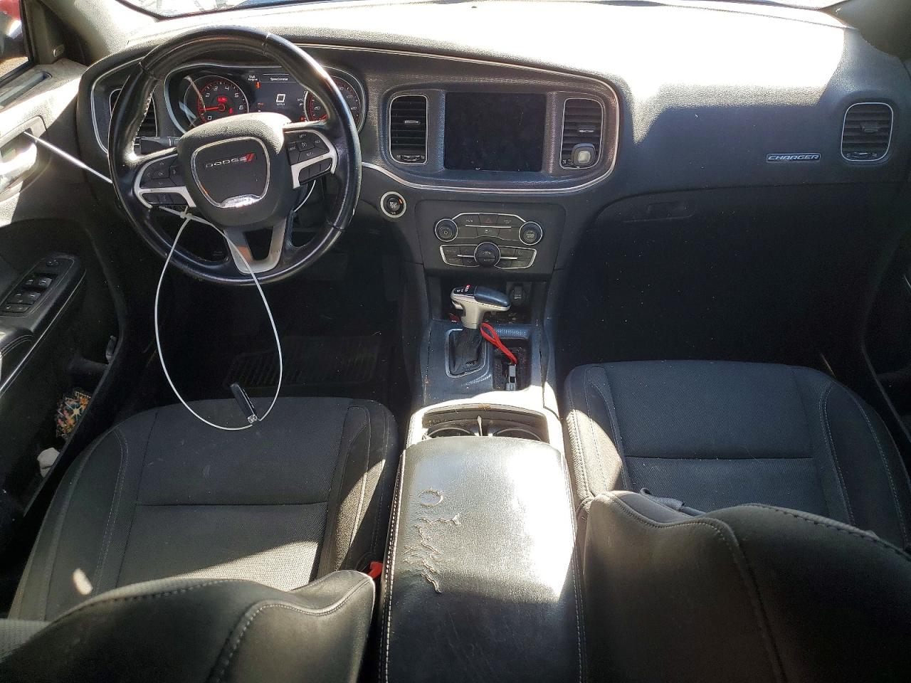 2017 DODGE CHARGER SXT photo 22