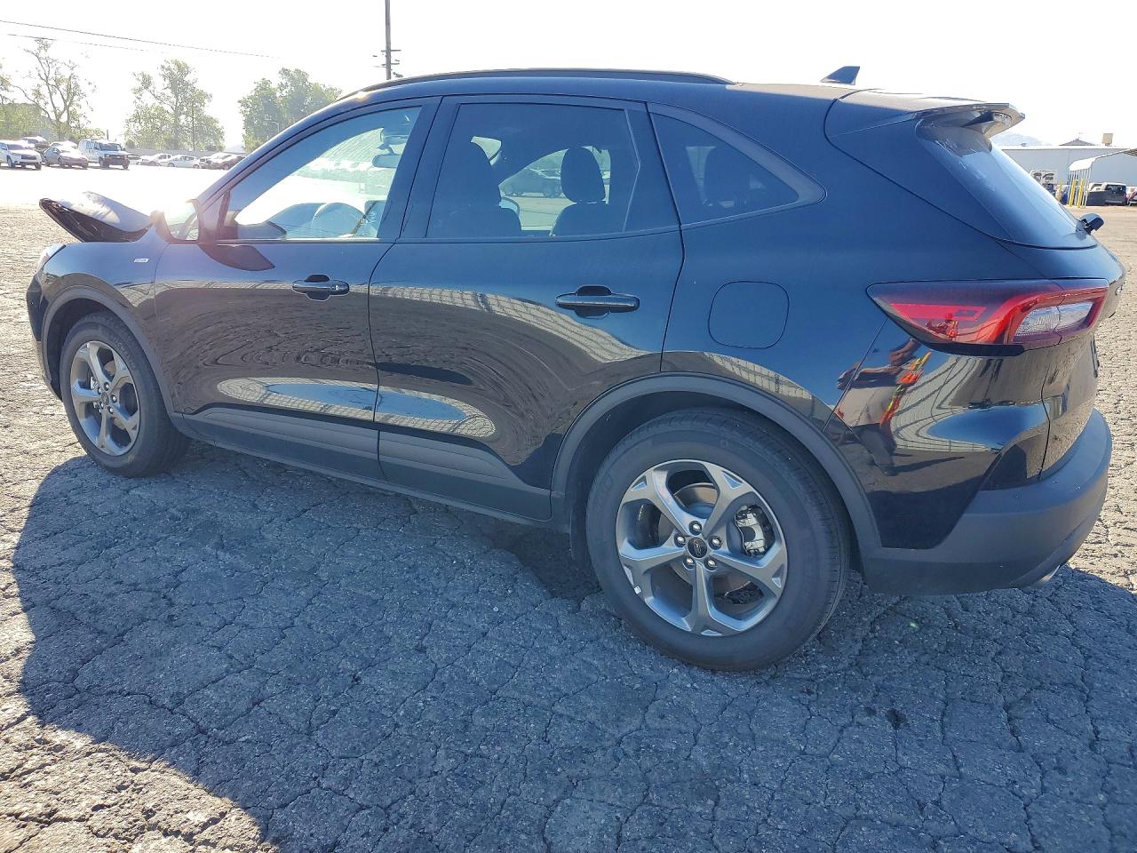 2025 FORD ESCAPE ST LINE photo 3