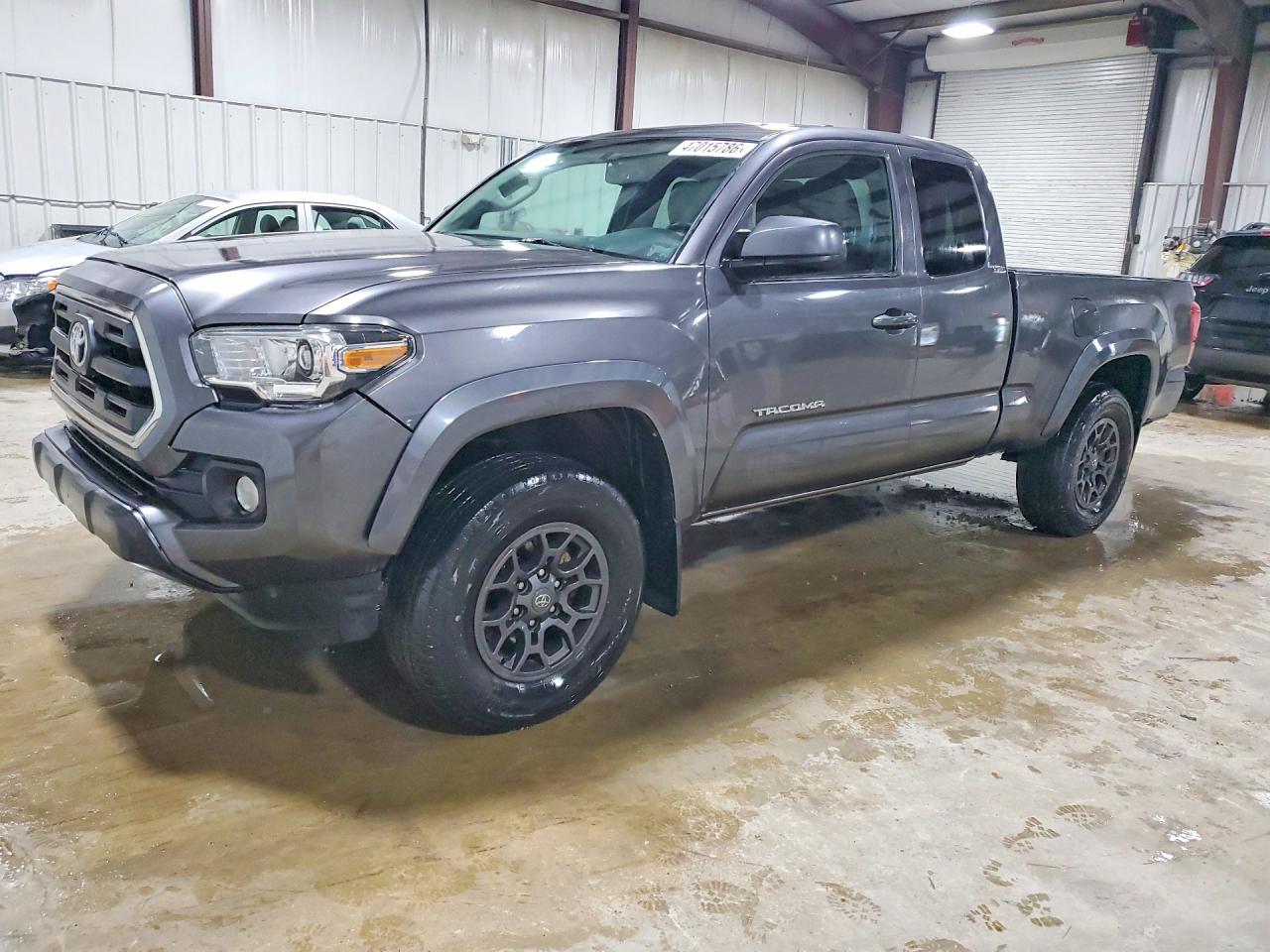 2017 TOYOTA TACOMA