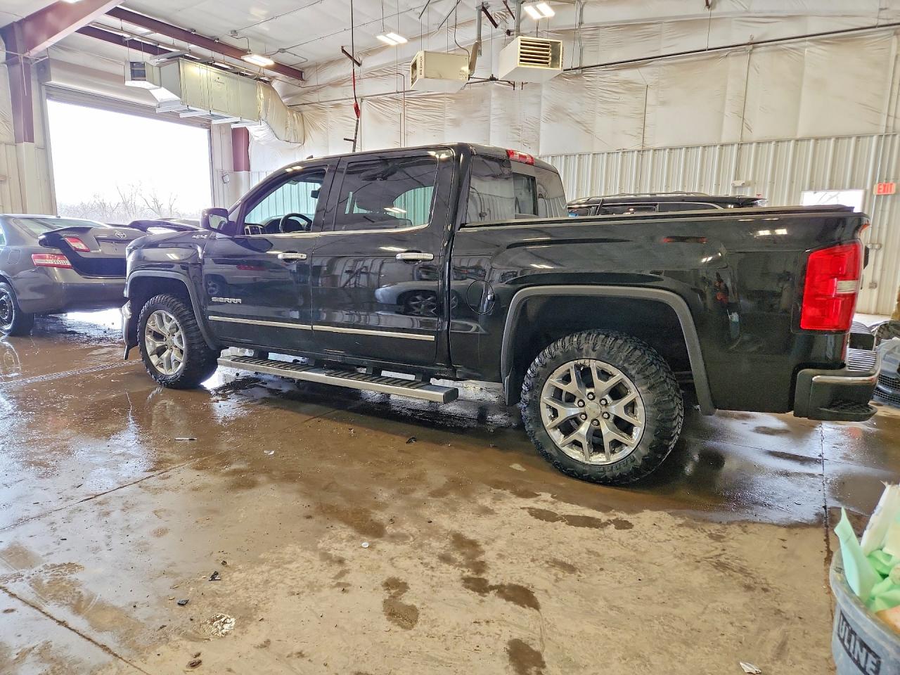 2015 GMC SIERRA K1500 SLT photo 3