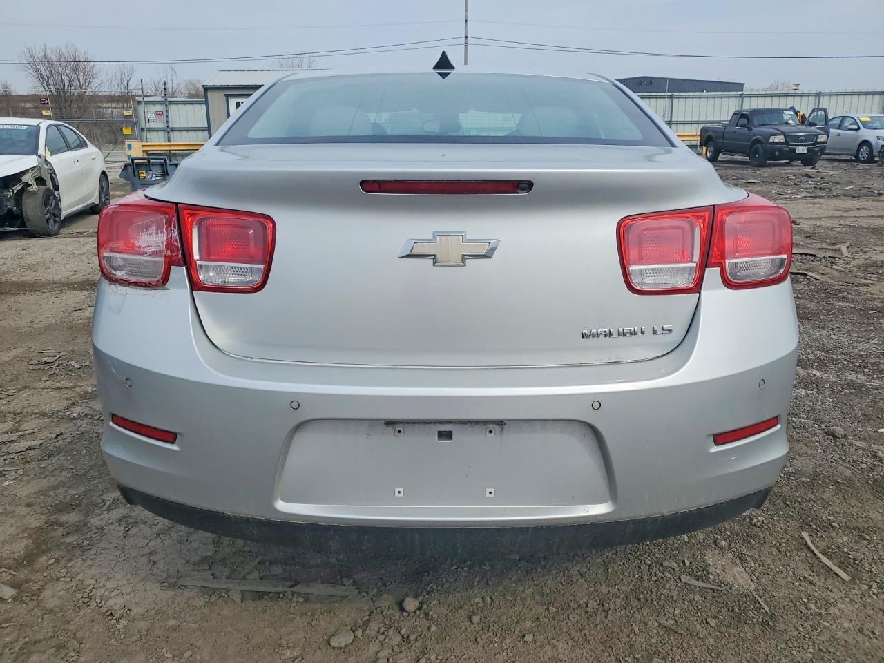 2014 CHEVROLET MALIBU LS photo 6
