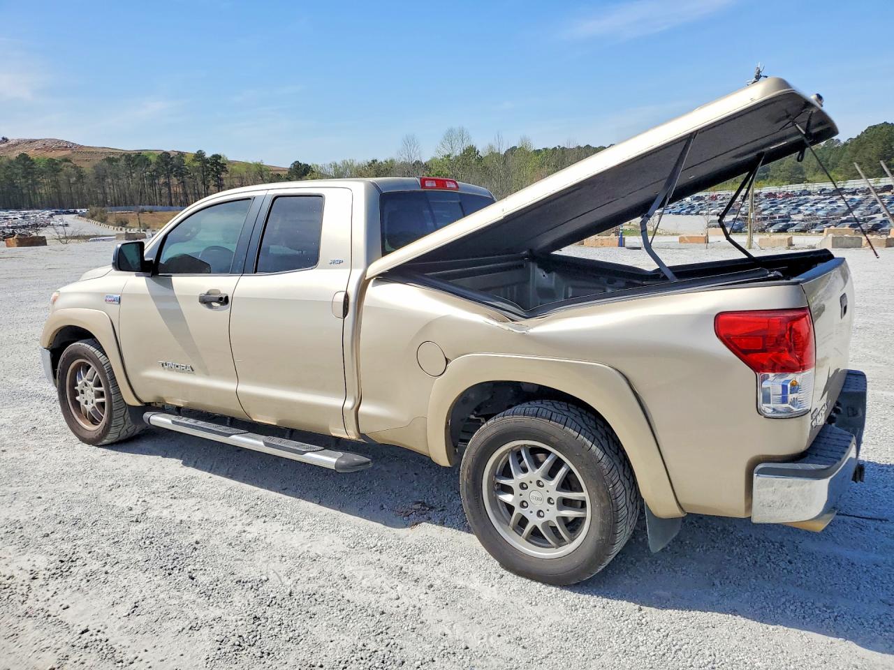 2010 TOYOTA TUNDRA GRADE photo 2