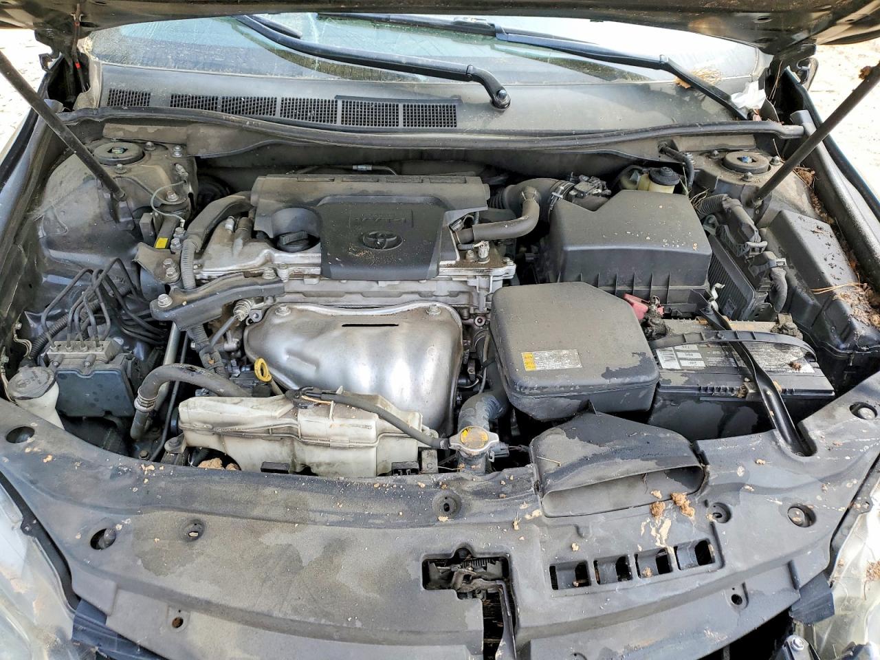 2015 TOYOTA CAMRY SE photo 21