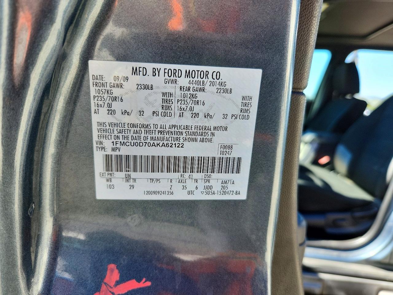 2010 FORD ESCAPE XLT photo 13