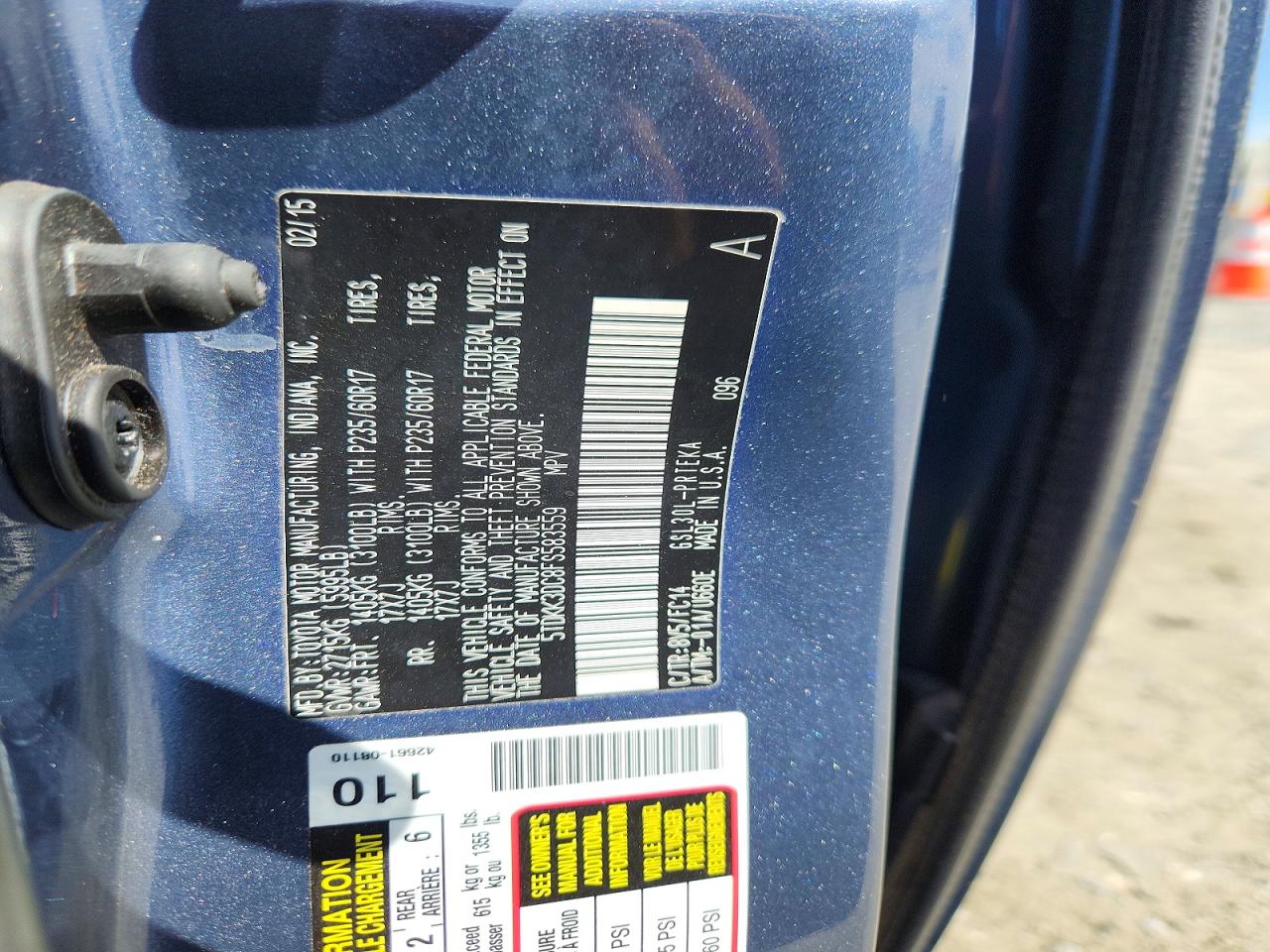 2015 TOYOTA SIENNA LE 8-PASSENGER photo 13