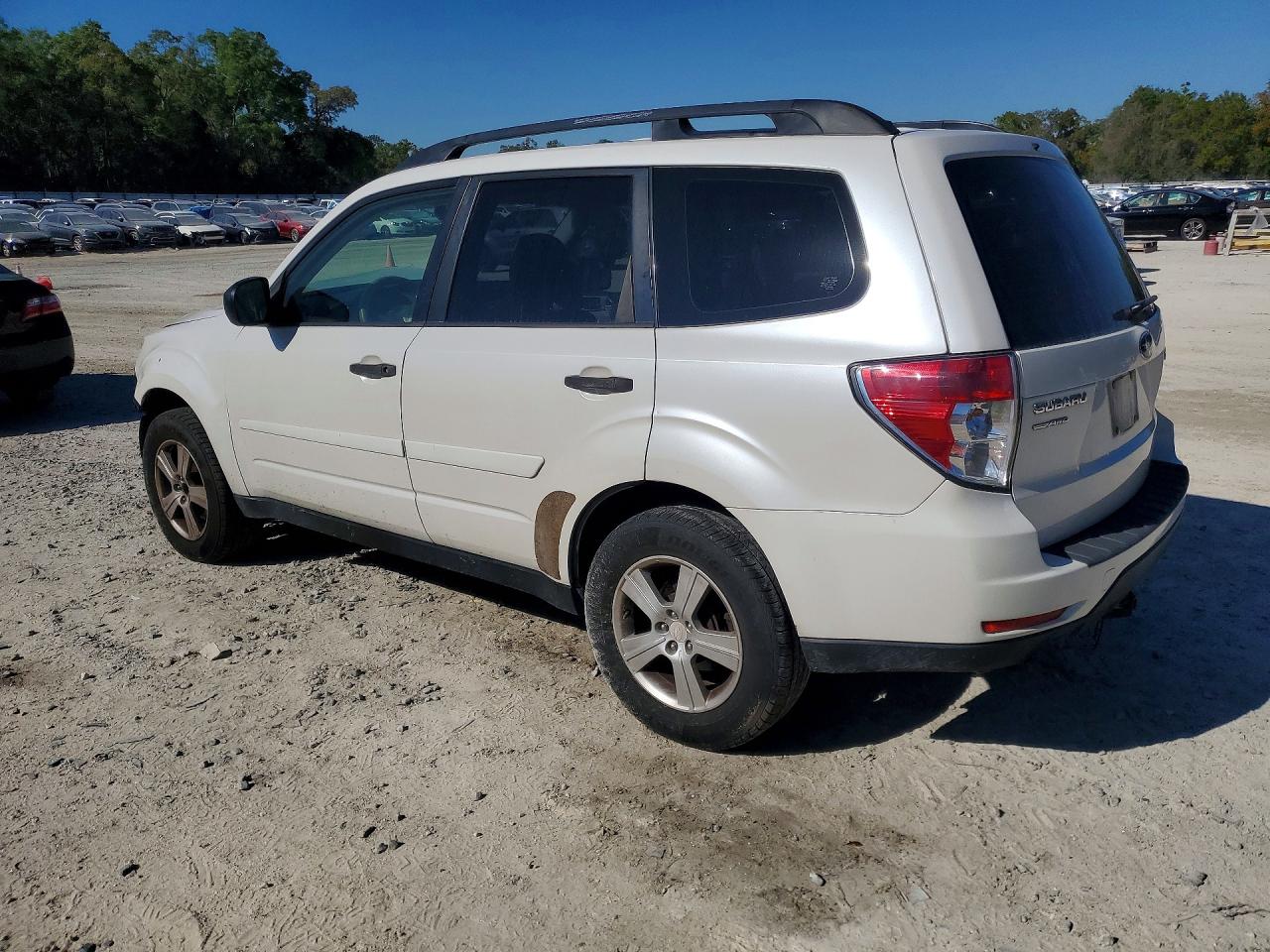 2011 SUBARU FORESTER 2.5X photo 3
