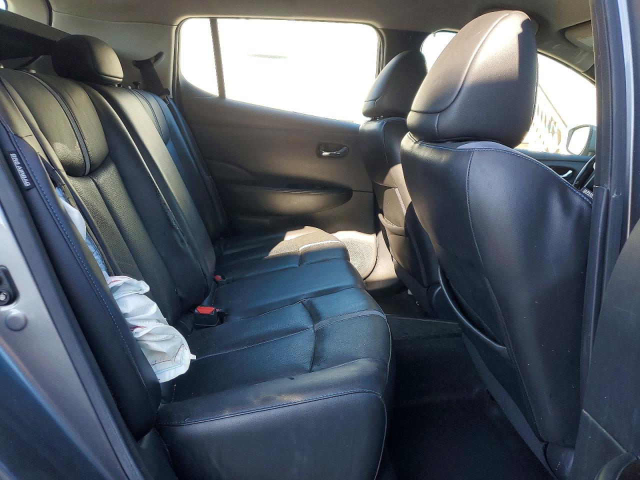 2020 NISSAN LEAF SL PLUS photo 10