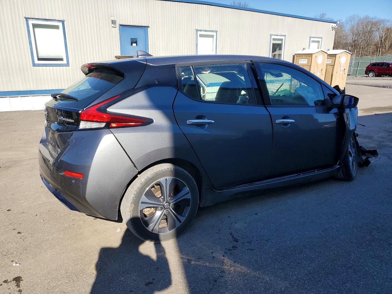 2020 NISSAN LEAF SL PLUS photo 3