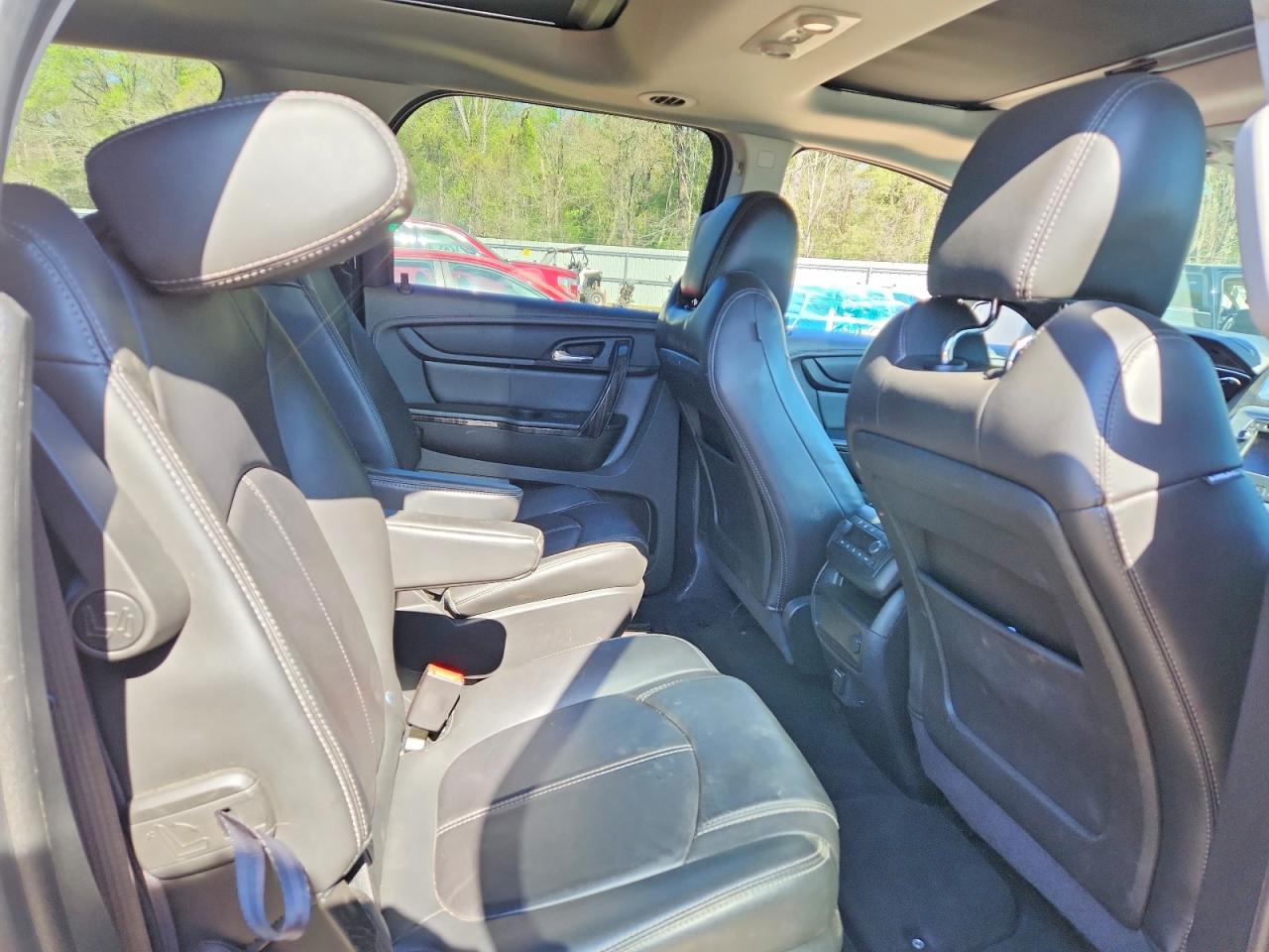 2015 GMC ACADIA SLT-1 photo 11